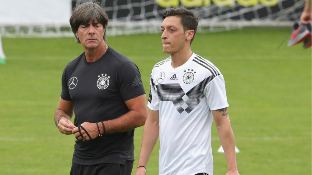 Fenerbahçe'de Joachim Löw ısrarında Mesut Özil detayı