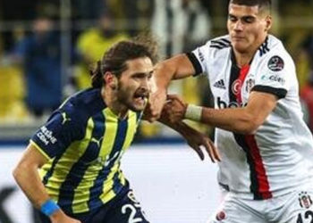 Fenerbahçe - Beşiktaş derbisi Trabzonspor'a yaradı