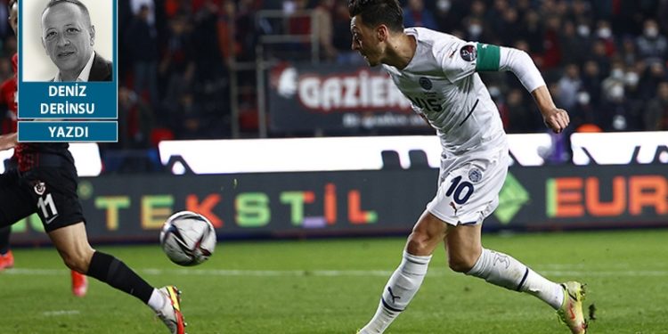 Fenerbahçe fırsat tepmekten bıkmıyor!