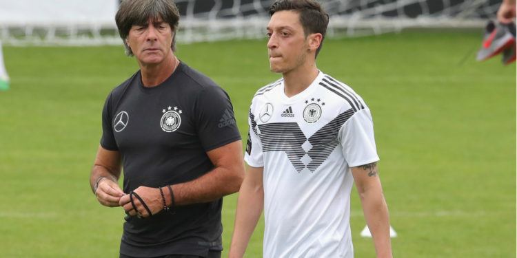 Fenerbahçe'de Joachim Löw ısrarında Mesut Özil detayı