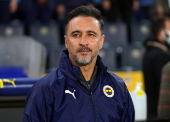 Fenerbahçe’de beklenen gelişme; Vitor Pereira gönderildi