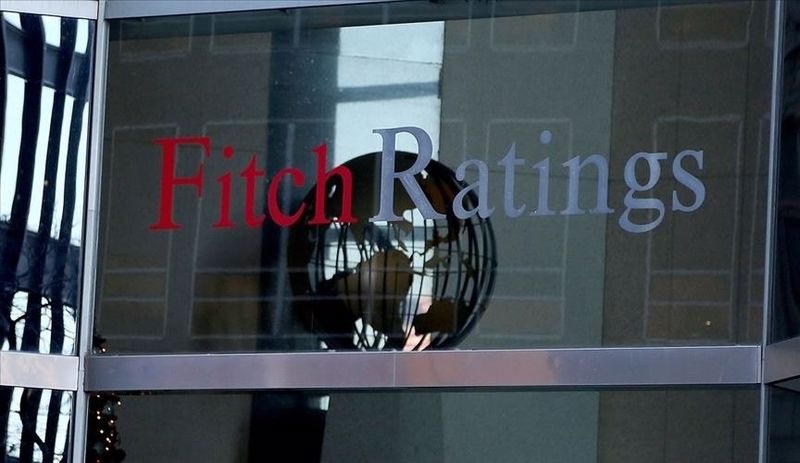 Fitch, küresel ekonomiye ilişkin büyüme tahminlerini düşürdü