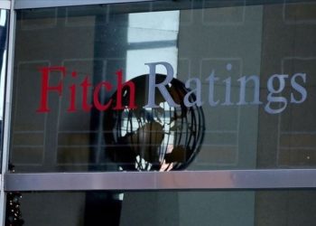 Fitch, küresel ekonomiye ilişkin büyüme tahminlerini düşürdü