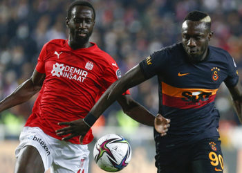 Galatasaray Sivasspor'a takıldı; galibiyet hasreti 5 maça çıktı