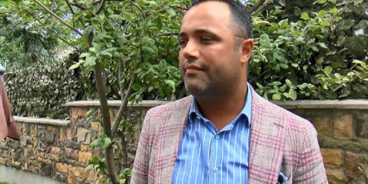 Galatasaray'da başkan yardımcısı Rezan Epözdemir istifa etti