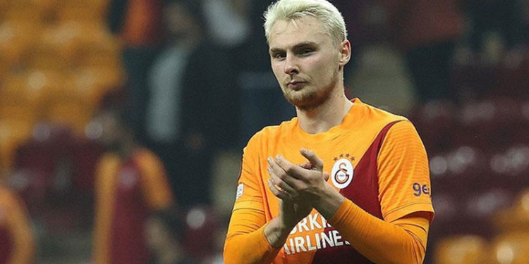 Galatasaray'da ilk yarıda en fazla Victor Nelsson forma giydi