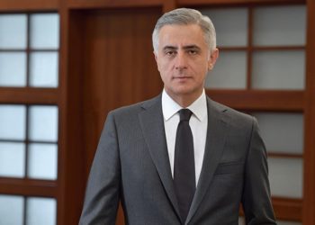 Garanti BBVA Genel Müdürü Baştuğ: Tedbirler dövize yönelimi yavaşlatacak