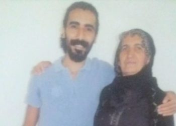Gardiyanlardan tutuklu gence: Adalet var mı ki senin hakkın olsun