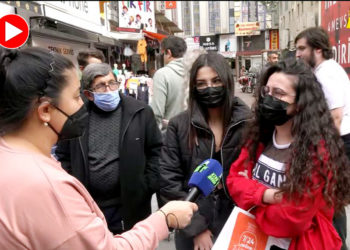 Genç kız, gözyaşlarını tutamadı: Bir ayakkabı alabilmek için iki hafta çalışıyorum, çok acı!