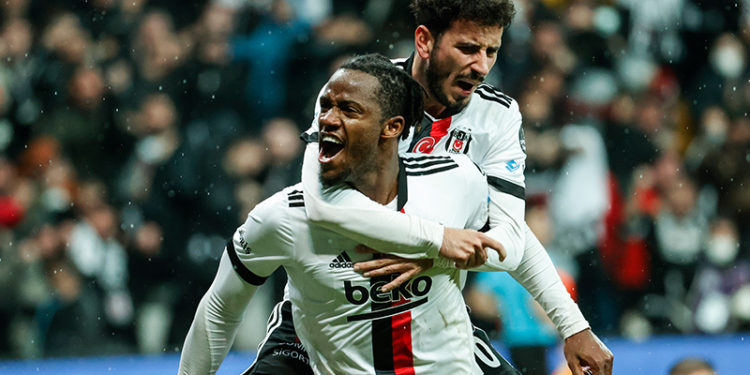 Gol düellosunda kazanan Beşiktaş