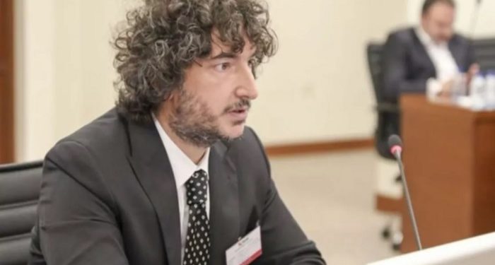 Google’ın avukatı Gürkaynak, sosyal medyayı sansürleyen yasalara hızlı uyum sağlamakla övündü