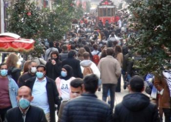 Güncel koronavirüs tablosunda 'Omicron' etkisi: Artış trendine girildi