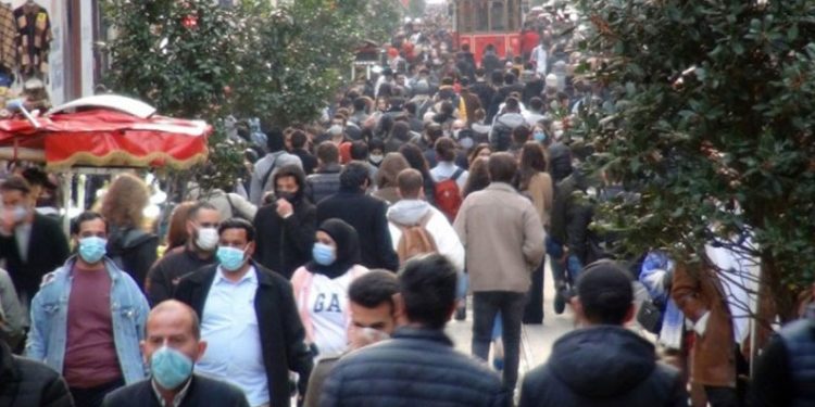 Güncel koronavirüs tablosunda 'Omicron' etkisi: Artış trendine girildi