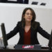 HDP'li Oya Ersoy: Engelli yurttaşların yaşadığı sorunların çözümü için, bakanlıkların bütçesine ayrı bir ödenek konulmalı