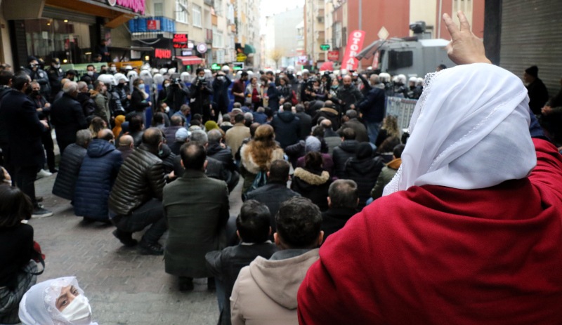 HDP'ye yönelik saldırıya tepki: Kaybedince çetelerini devreye koydular