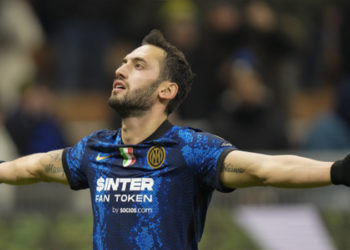 Hakan Çalhanoğlu'nun 1 gol 1 asist ile oynadığı maçta Inter farklı kazandı