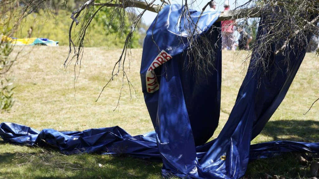 Havaya savrulan ‘şişme kaleden’ düşen 6 çocuk hayatını kaybetti