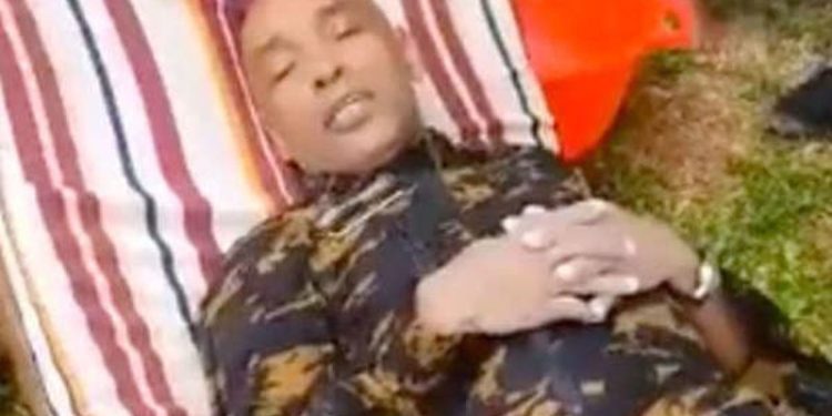 Helikopteri düşen Madagaskar İçişleri Bakanı, 12 saat yüzerek hayatta kaldı