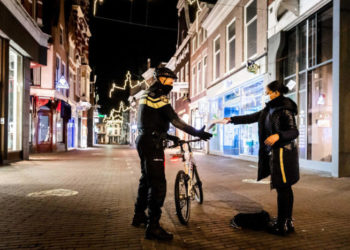 Hollanda tam kapanma kararı aldı