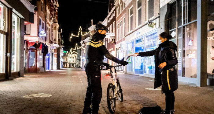 Hollanda tam kapanma kararı aldı