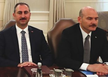 'Hukuk' tartışması yaşayan bakanlardan Soylu geri adım attı