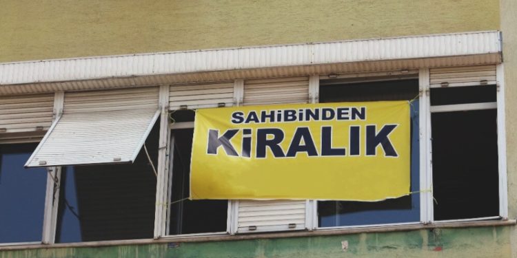 Hukukçular uyardı: Kirada ‘ara zam’ oyununa düşmeyin