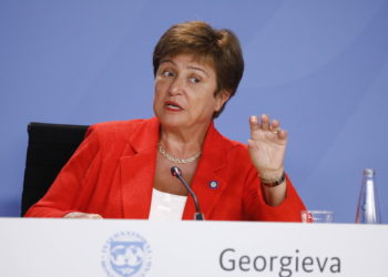 IMF, Omicron nedeniyle küresel ekonomik büyüme tahminlerini düşürecek