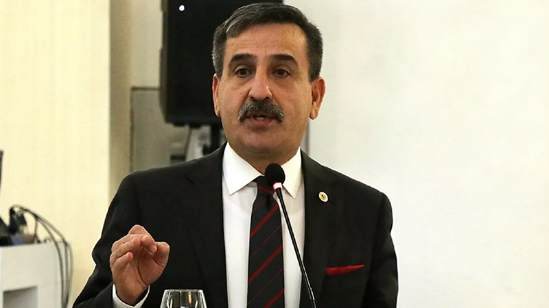 Kamu-Sen Genel Başkanı Kahveci: Mutlaka ek zam ve refah payı uygulamasına ihtiyaç var; yoksa biz 2022 yılını 5+7 ile tamamlayamayız