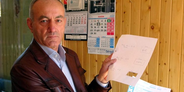 Kargo teslim tutanağı ile 2,3 milyon euroluk borç senedi imzalattılar