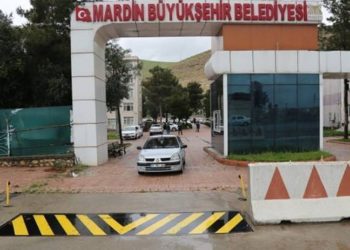 Kayyım yönetimindeki belediye taşınmazlarını satışa çıkardı