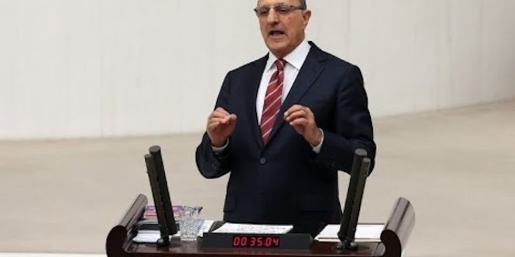 Kesici'den 'sandık' çağrısı: Kur artışının sebebi siyasete olan güvensizliktir