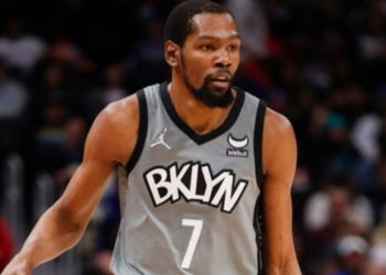 Kevin Durant 51 sayıyla NBA'de sezonun en yüksek skoruna ulaştı