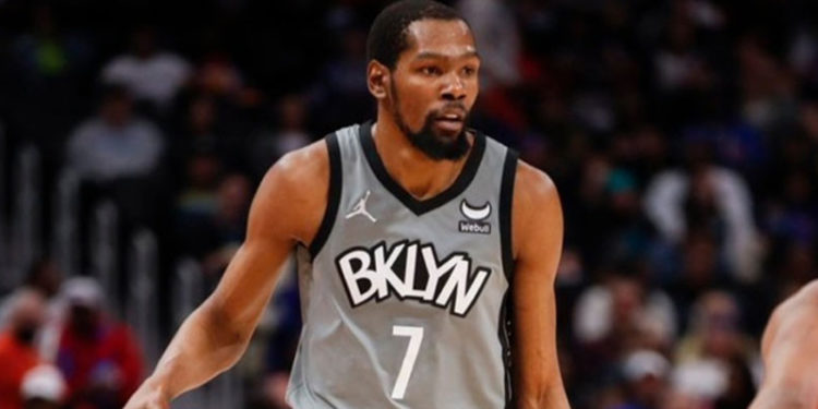 Kevin Durant 51 sayıyla NBA'de sezonun en yüksek skoruna ulaştı