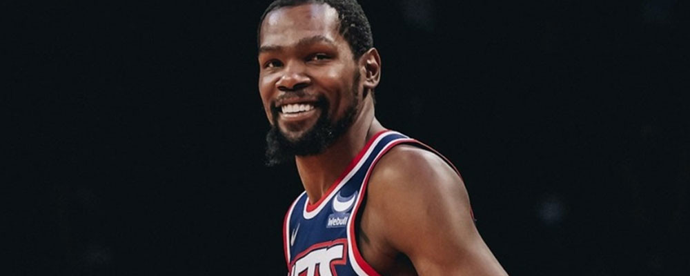 Kevin Durant, Brooklyn Nets'i Philadelphia 76ers karşısında galibiyete taşıdı