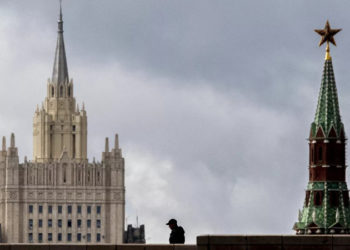 Kremlin: Türkiye'nin Ukrayna'ya SİHA satmasını eleştiriyoruz çünkü bu Kiev'i iç sorunlarını şiddetle çözmeye itebilir