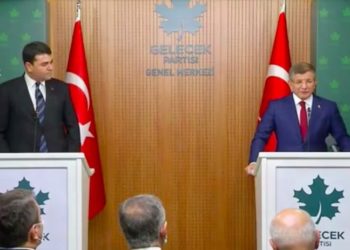 Kulis: Davutoğlu ile Uysal görüşmesinde Millet İttifakı'nda genişleme sinyali çıktı