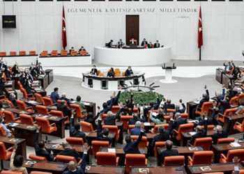 Kulis | Eski vekiller, maaşlarına enflasyon oranında artış istedi, düzenleme için parti yönetimlerini ziyaret etti