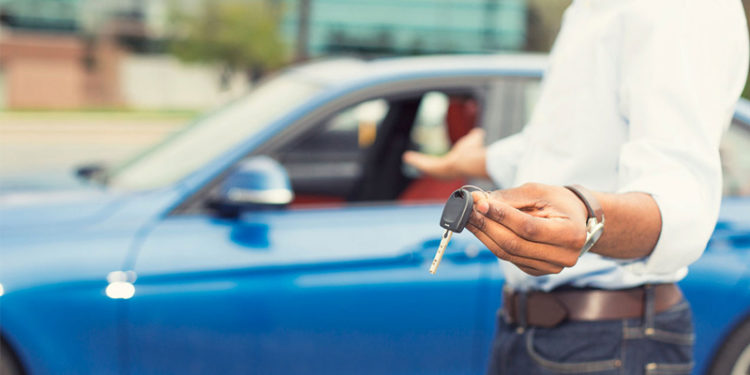 Kurlardaki gerilemenin etkisiyle araç fiyatları düşüşe geçti