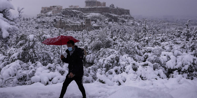 Kış bastırıyor: Birçok il ve ilçede okullar tatil