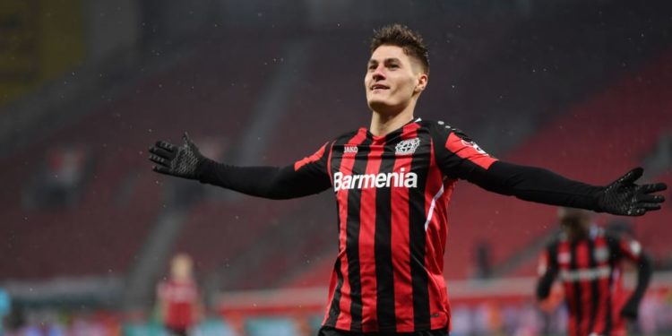 Leverkusen'de 7 dakikada hat-trick yapan Patrik Schick tarihe geçti