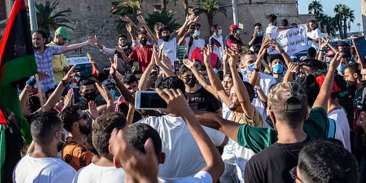 Libya’nın çıkmazı: Sandığa gitmek ya da sandığı gömmek