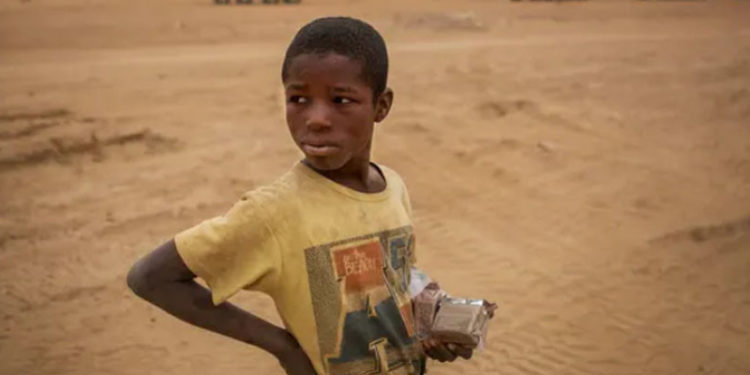 Mali'de militanlar, pazara insan taşıyan otobüse ateş açtı: En az 31 ölü