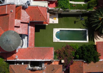 Maradona'nın eşyaları, arabaları ve taşınmazları borçları ödemek için açık artırmada satılacak