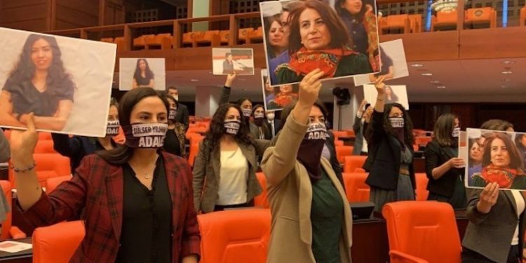 Meclis'te Gezer ve Tuğluk fotoğrafları: Her ölümden iktidar sorumlu