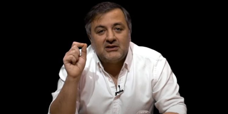 Mehmet Demirkol da 'patladı': Çıkar telefonu diyenlere pabuç bırakmayın gençler