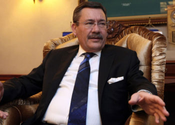 Melih Gökçek belediye bütçesinden evine mobilya almış