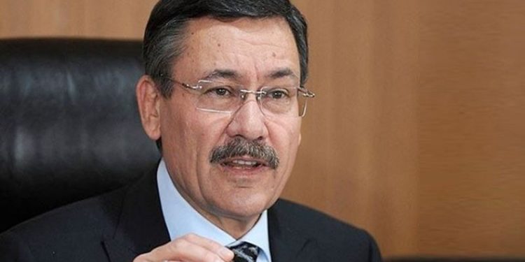 Melih Gökçek: ‘FETÖ’cülerle çalışmadım ben’ demiyorum ki