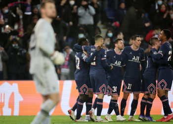 Messi ve Mbappe tarihe geçti; PSG, Club Brugge karşısında rahat kazandı