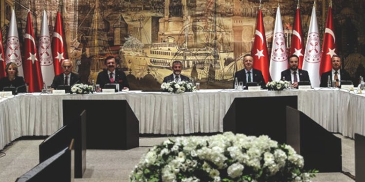 Murat Yetkin: Ve hükümet kabul etti; sorun dış güçler değil güvensizlik