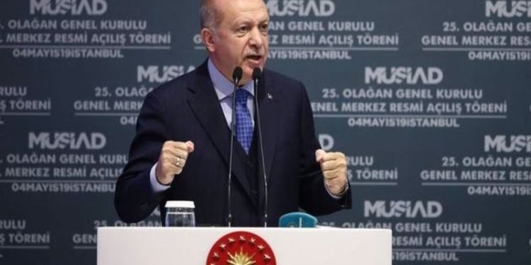 MÜSİAD'dan hükümetin TL'ye tarihi değer kaybettiren faiz politikasına destek